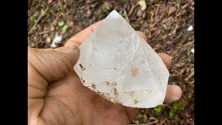 💎 un Gros Quartz avec inclusion de Dendrites très rare  💎💎 [upl. by Ma]