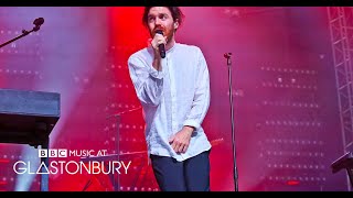 Chet Faker live t Glastonbury 2015 26 Jun [upl. by Teik]