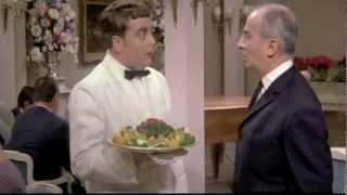 Louis de Funès  Le grand restaurant 1966  Honte Affront [upl. by Yerdna411]