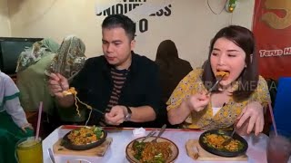 Handika Pratama dan Rosiana Dewi Jajan di Warkop Galunggung Mang Ade  MAKAN RECEH 030323 [upl. by Aynosal714]