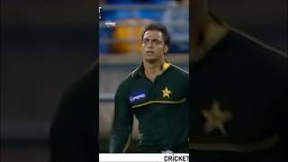 💀 One of Shoaib Akhtar’s scariest bouncers 🙈 [upl. by Still213]