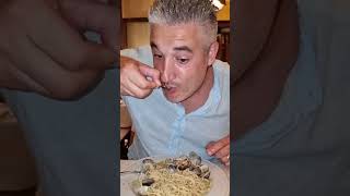 How to Eat Spaghetti alle Vongole Like an Italian 😋 [upl. by Goda]