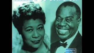 Ella Fitzgerald amp Louis Armstrong  April in Paris [upl. by Dona971]