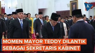 Momen Mayor Teddy Dilantik Prabowo Sebagai Sekretaris Kabinet [upl. by Adnerb476]