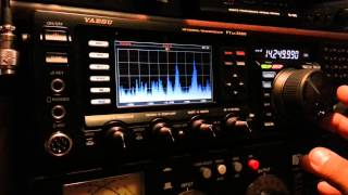 YAESU FTDX3000 NEW FULL SCREEN SPECTRUM SCOPE [upl. by Pellikka]