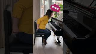 Piano tip support your back with a chair 👍🏻😍🙏 shorts piano pianotips health [upl. by Waechter]