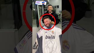 😂😱ПРАНКАНУЛ ФАНАТОВ БАРСЕЛОНЫ футбол football спорт barcelona realmadrid [upl. by Eilhsa627]