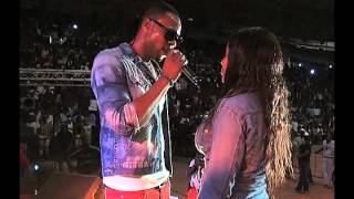 Flavour Performs quotChinny Babyquot Live In Cameroun [upl. by Aniela]