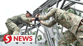 Army deploy teams to construct bridge at Kg Belimbing Pahang [upl. by Prosper]