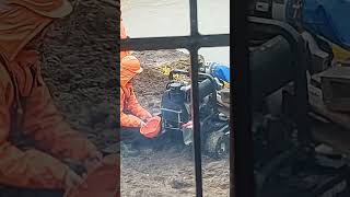 Motobomba no enciende 😂 construction constructionequipment constructionfun funny funnyvideo [upl. by Thad720]