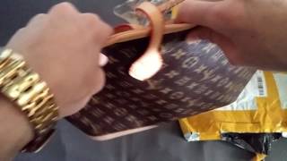 LOUIS VUITTON WOMEN HANDBAG REVIEW ioffer [upl. by Caffrey]