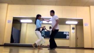 バチャータ Dominican Bachata Routine（Basic １） [upl. by Lem395]