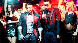 Tamer Hosny Ft Shaggy  Smile  كليب تامر حسني و شاجي [upl. by Malissa502]