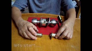 HOW TO DISASSEMBLE A DOOR KNOB LOCKSET for beginners [upl. by Dupin]