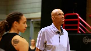 Ang SCORING MACHINE ng NBA quotThe Captainquot Skyhook  Kareem Abdul Jabbar Story [upl. by Dorinda]