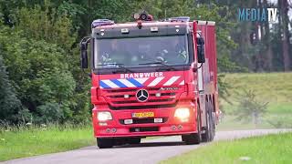 Flinke rookontwikkeling bij uitslaande brand in containers met accus Krommedijk Zuidland [upl. by Ayokal]