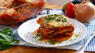 Parmigiana berenjenas a la parmesana  Cocinatis [upl. by Blanding974]