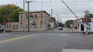 Main Street level crossing Bergenfield NJ [upl. by Rolfston]