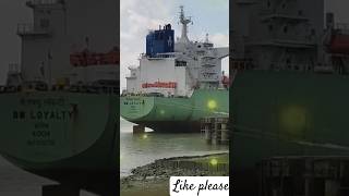 Cargo ship LPG release through aluminum funneltrending shots ytshorts popular viral [upl. by Adnohryt464]