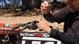 Lectron Install  Removing the OEM Cable  Domino Throttle 2016 and Older KTM Husq [upl. by Llewon919]