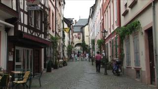 Bernkastel Kues Weinort an der Mosel  Deutschland  Burg Landshut  Reisebericht [upl. by Handbook372]