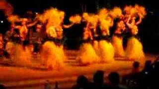 Spectacle de danse tahitienne au beach comber [upl. by Thetis78]