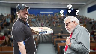 Pizza liefern während Vorlesung [upl. by Anaeg]