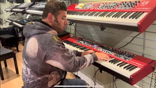 Calando teclado Nord Stage 4 en Guitar Center  Mike Pimentel Bass [upl. by Endo]