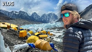 Došli jsme do základního táboru Everestu  VLOG [upl. by Ainnek]