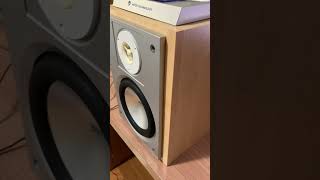 Philips mc70 woox bass test [upl. by Zerelda]