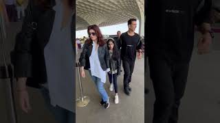 Khiladi Akshay Kumar Spotted with His Family at Airport [upl. by Nomzzaj]