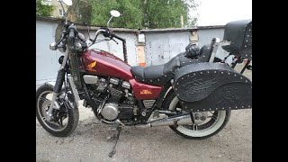 Обзор Honda VF750C Magna 198283 [upl. by Darla649]