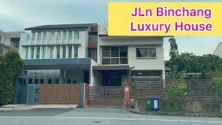 Explore JLn Binchang Luxury House in Bishan  JLn Binchang in Singapore  Tuoi Singapore [upl. by Eejan939]