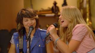 Clip musical  Lemonade Mouth  Somebody [upl. by Anelliw]