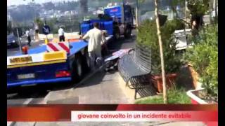 POZZUOLI  LUCRINO Tragedia sfiorata alla rotonda quotCavaniquot [upl. by Moriyama]