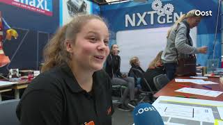 FIRST LEGO League in Zwolle er zijn handjes nodig [upl. by Aielam]