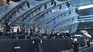 Standing In The Rain Jeff Lynnes ELO Wembley 2017 LIVE FRONT ROW 4K HD [upl. by Gavra251]