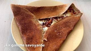 Recette de galette au reblochonavec oignons lardons crème une crêpe salée gourmande [upl. by Aivataj10]