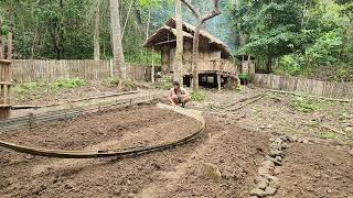 The girl and the house in the forest  Left the city to go back to the countryside to build a farm [upl. by Snell]