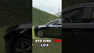 Quem é maior BYD KING ou TOYOTA COROLLA [upl. by Sivahc]