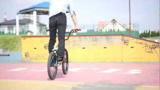 「初心者向けムービー  パーク amp ダート 2011」quotBeginner BMX moviequot [upl. by Buckels]