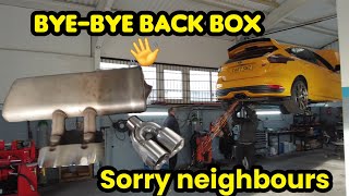 OPPS BACK BOX DELETE on the Ford focus ST mk super loud now [upl. by Eimareg]