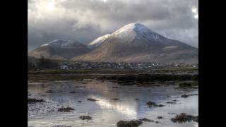 Eilean mo Chridhe Island of my Heart  Frank Wood singing in Scottish gaelic [upl. by Rednal]