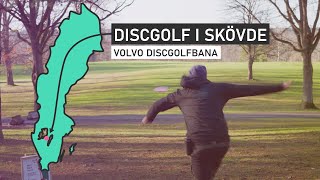 Spelar discgolf i Skövde  Volvo discgolfbana [upl. by Ostler]