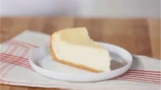 How to Know When Cheesecake is Done Baking [upl. by Dine]