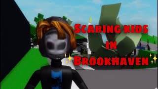 Scaring kids in Brookhaven 👁👄👁🔫 [upl. by Earvin585]