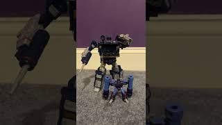 Transformers Legacy United Soundwave transformers [upl. by Layod]