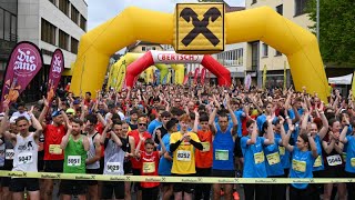 Bludenz läuft 2023  Tausende starten zum Halbmarathon im Zentrum der Alpenstadt [upl. by Divan]