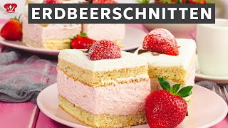 Erdbeerschnitten 🍓  KETO Rezept zum Muttertag  Low Carb Erdbeerkuchen mit Sahne und Biskuit [upl. by Angell]