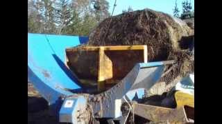 Scannell 5 Bale Feeder [upl. by Keisling]